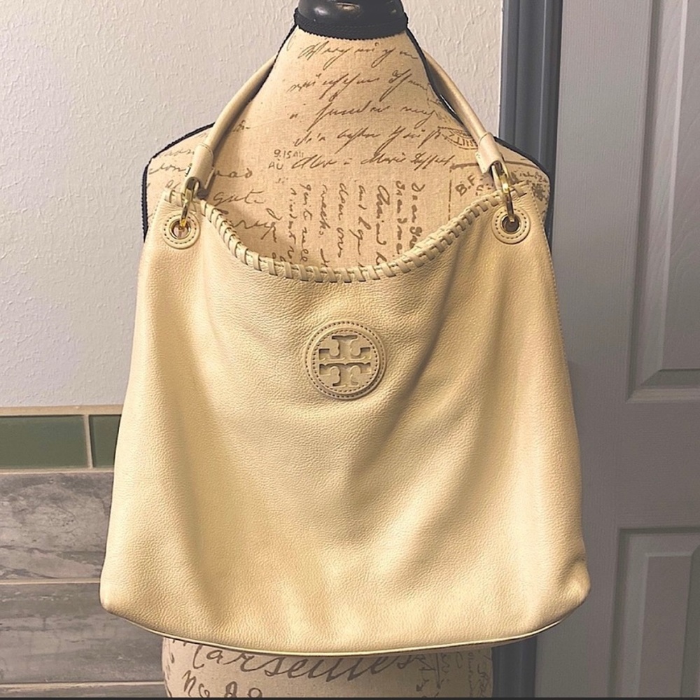 Tory Burch Shoulder Ivory Bag Gently used